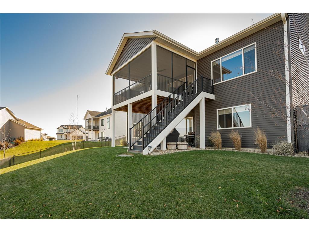 1667 Brandt Drive NE Byron MN 55920 6817552 image34