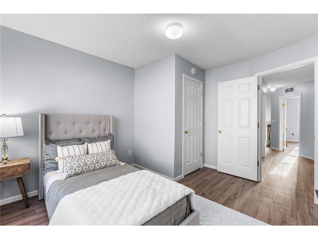1667 Village Trail E #5 Maplewood MN 55109 7058926 image23