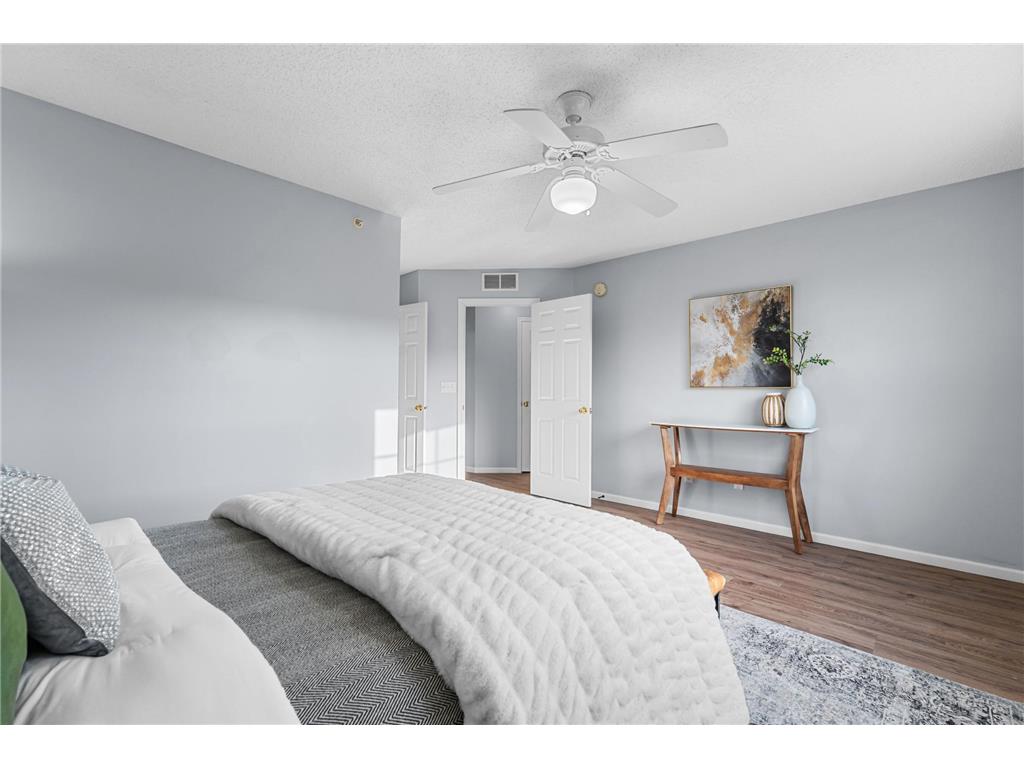 1667 Village Trail E #5 Maplewood MN 55109 7058926 image26