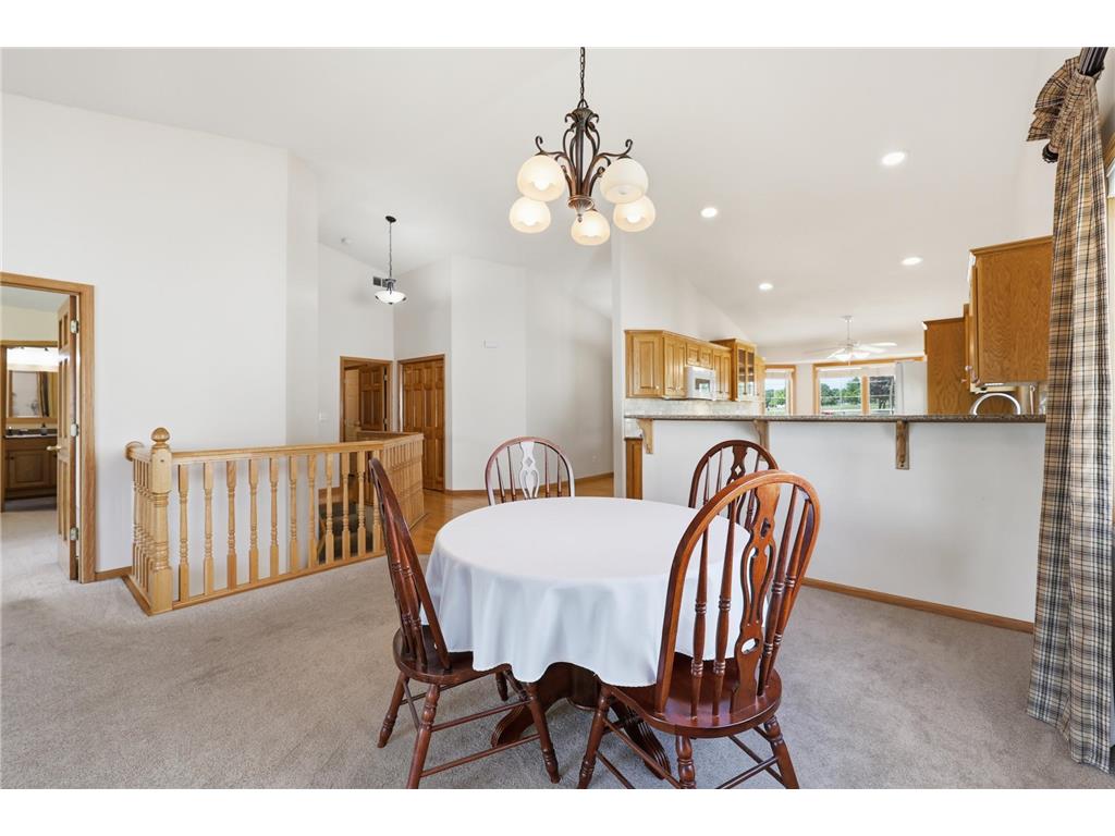 1668 Mackubin Street Saint Paul MN 55117 7076011 image12