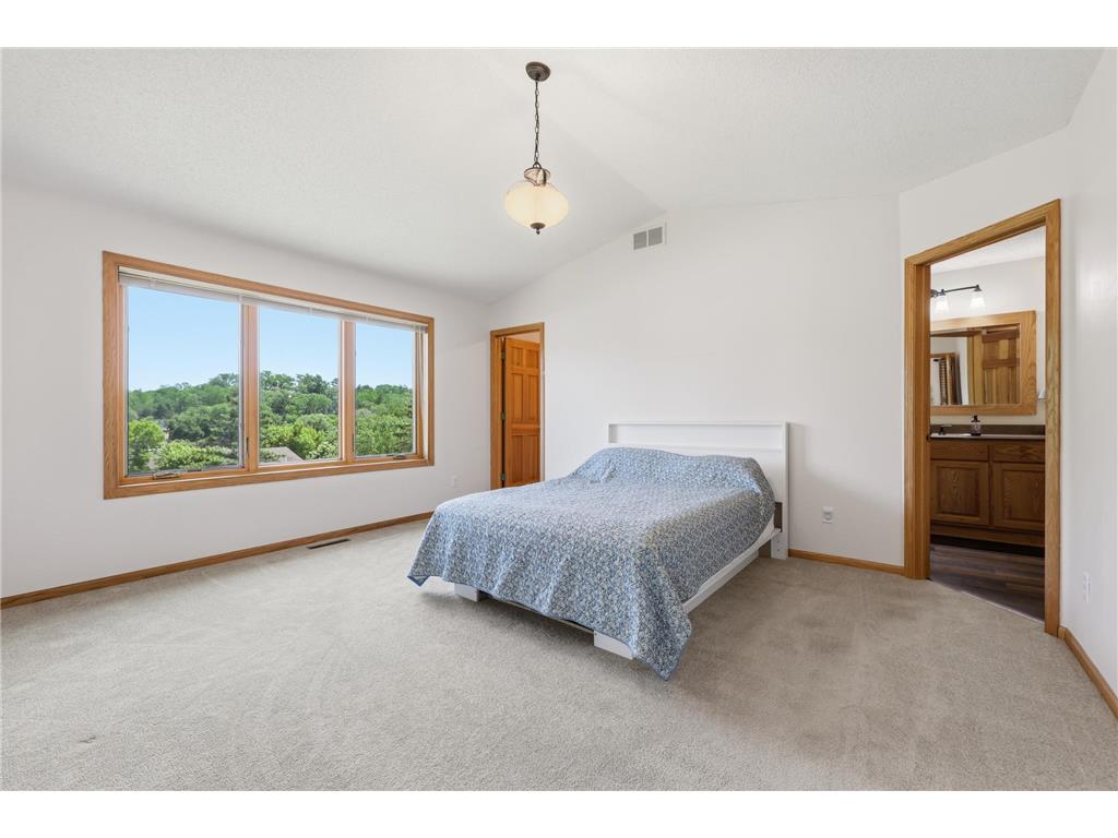 1668 Mackubin Street Saint Paul MN 55117 7076011 image16