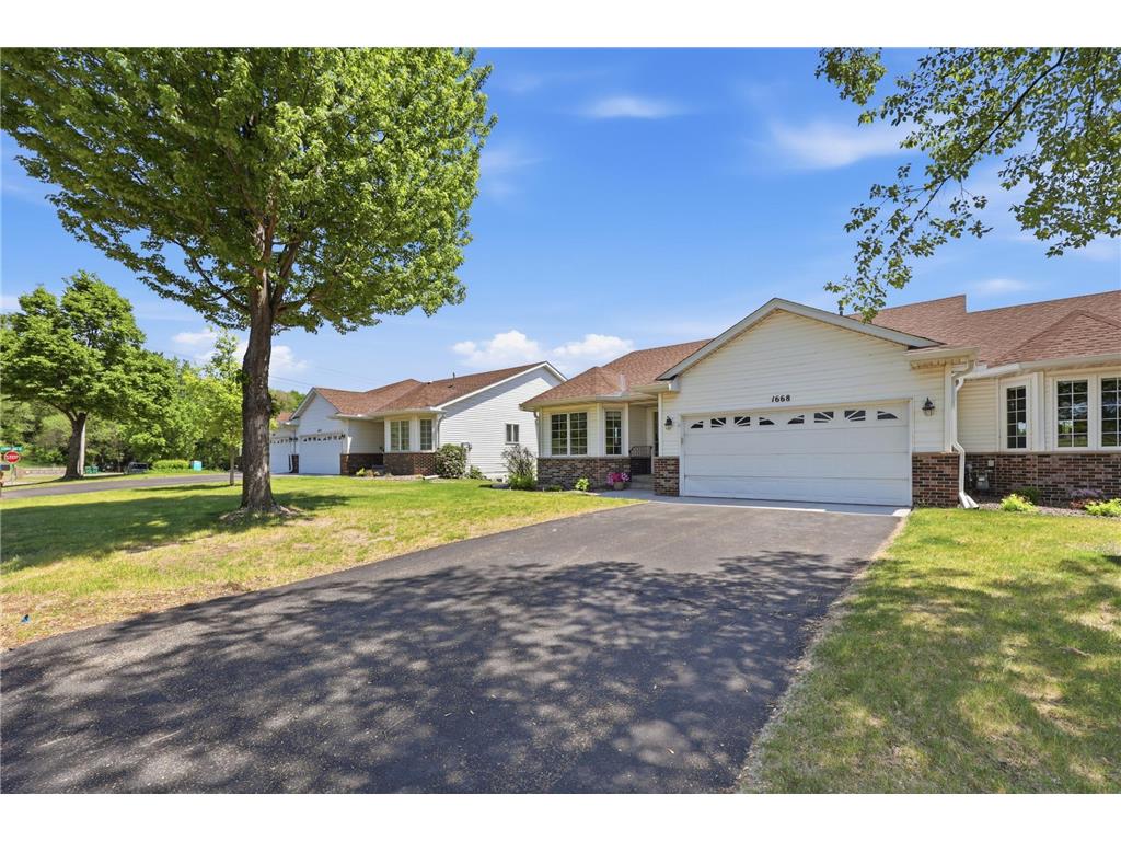 1668 Mackubin Street Saint Paul MN 55117 7076011 image43