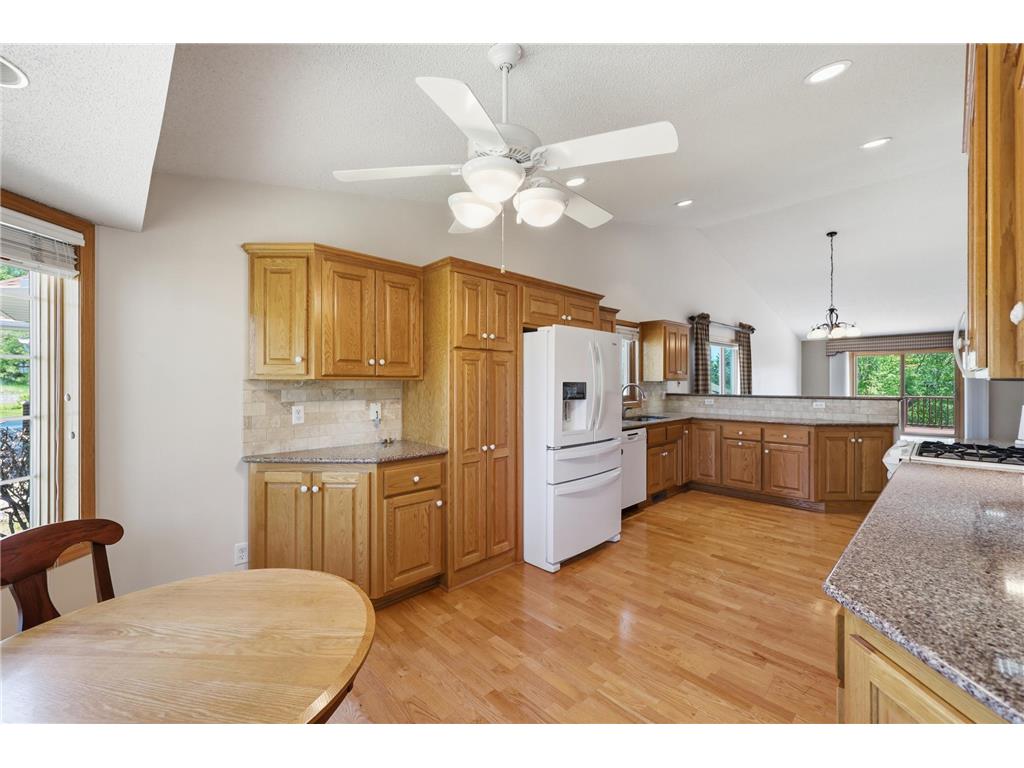 1668 Mackubin Street Saint Paul MN 55117 7076011 image7