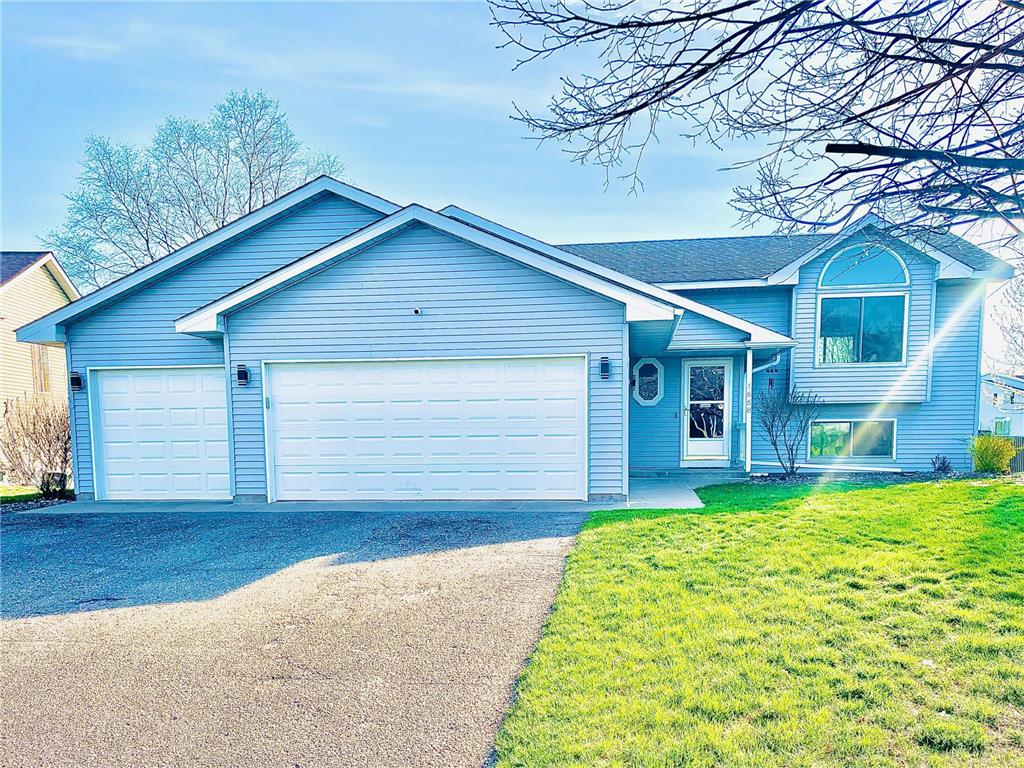 1668 Parkway Avenue Shakopee MN 55379 6523671 image1