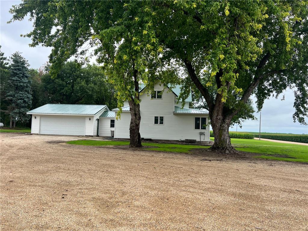 1669 211th Avenue Madison MN 56256 6776308 image1