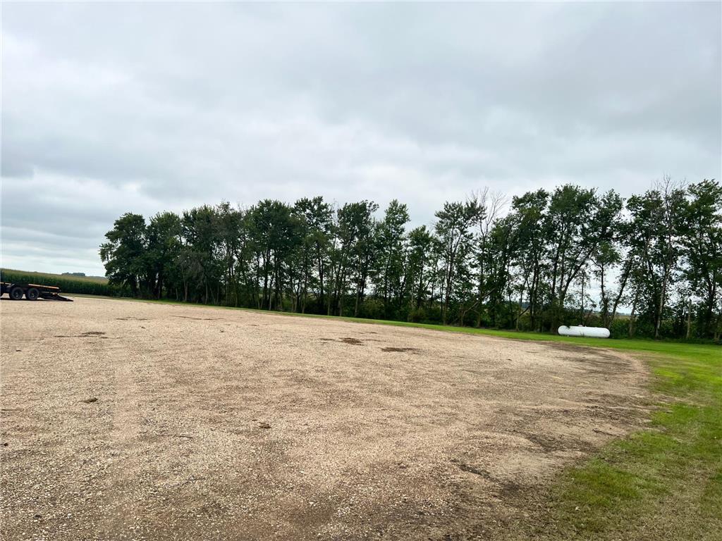 1669 211th Avenue Madison MN 56256 6776308 image14