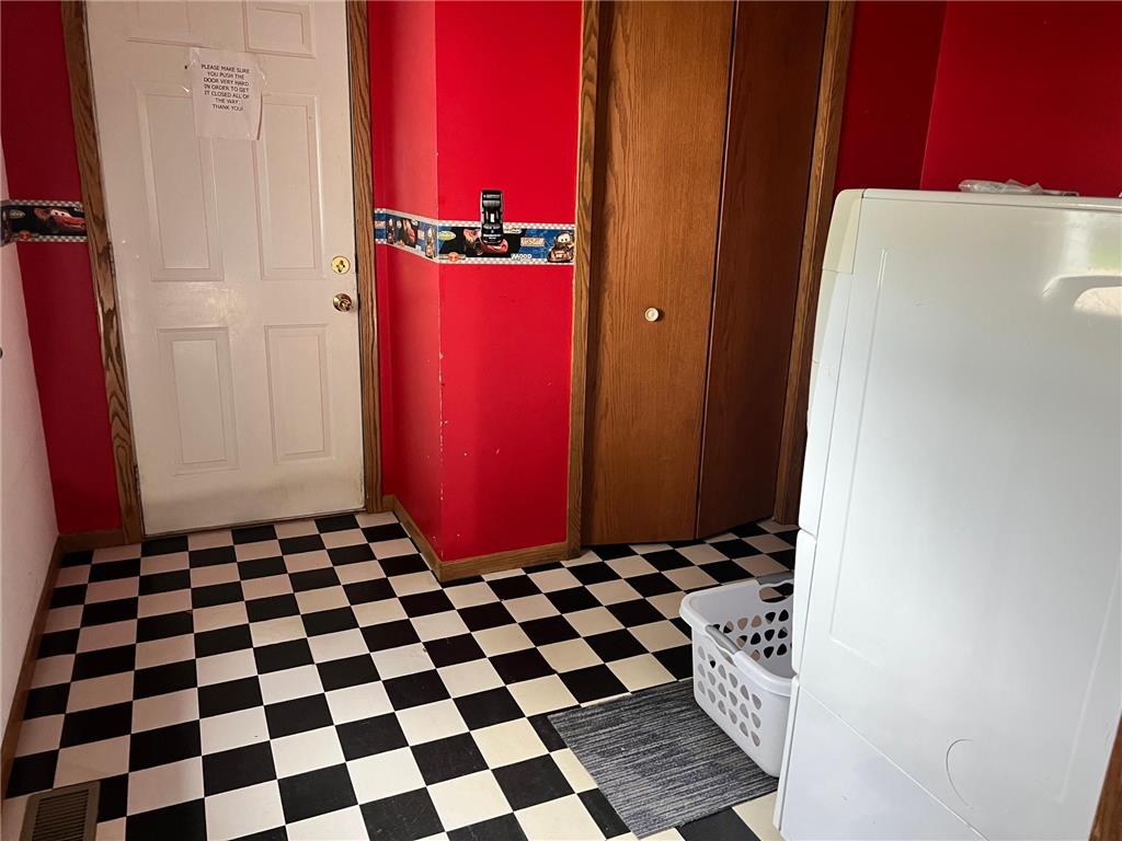 1669 211th Avenue Madison MN 56256 6776308 image20