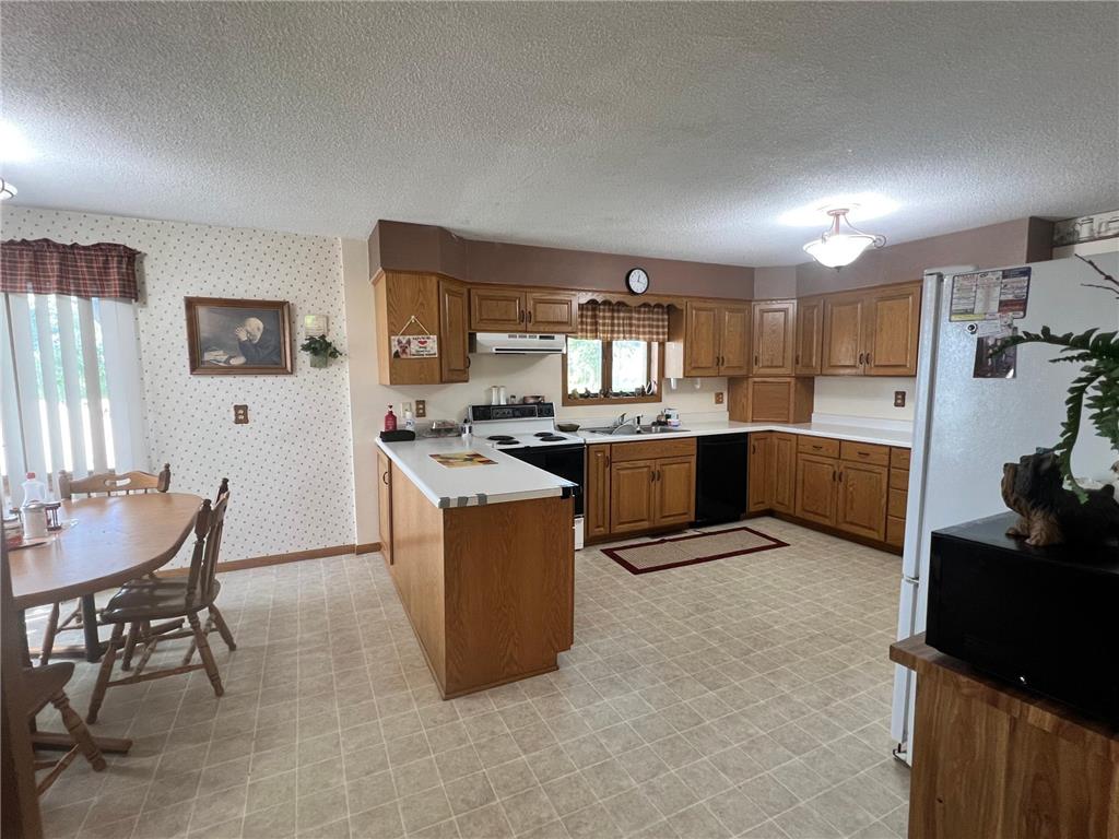 1669 211th Avenue Madison MN 56256 6776308 image31