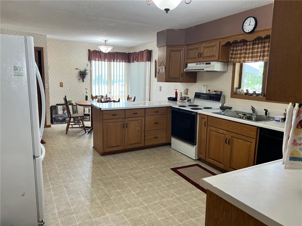 1669 211th Avenue Madison MN 56256 6776308 image34