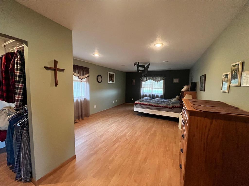 1669 211th Avenue Madison MN 56256 6776308 image40