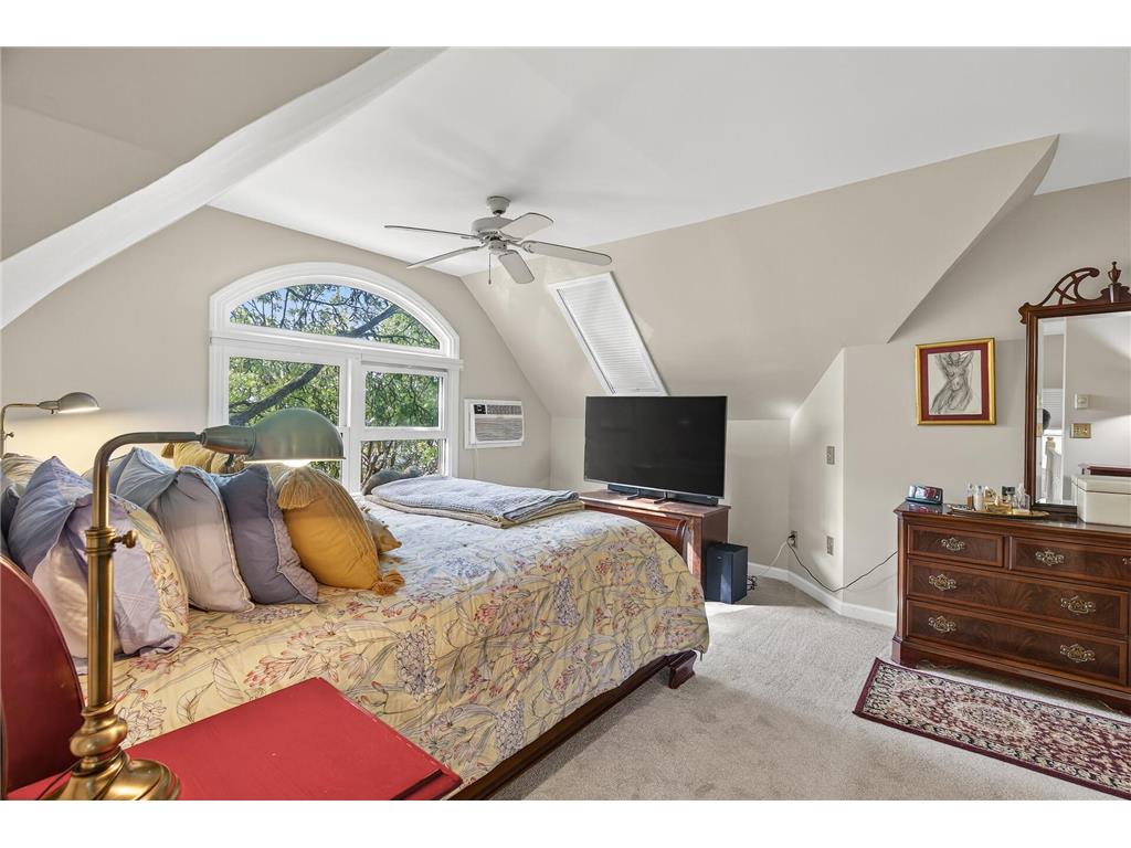 1670 Ashland Avenue Saint Paul MN 55104 6804259 image11