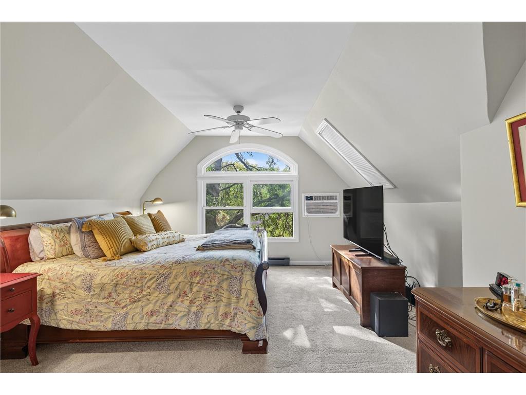 1670 Ashland Avenue Saint Paul MN 55104 6804259 image12