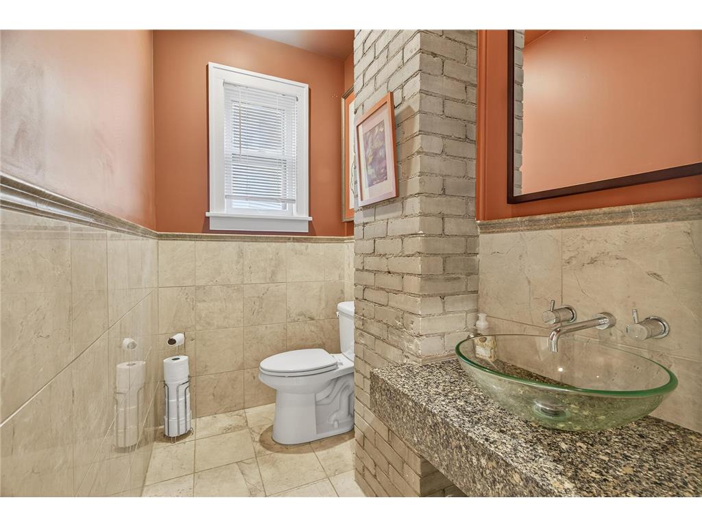 1670 Ashland Avenue Saint Paul MN 55104 6804259 image21