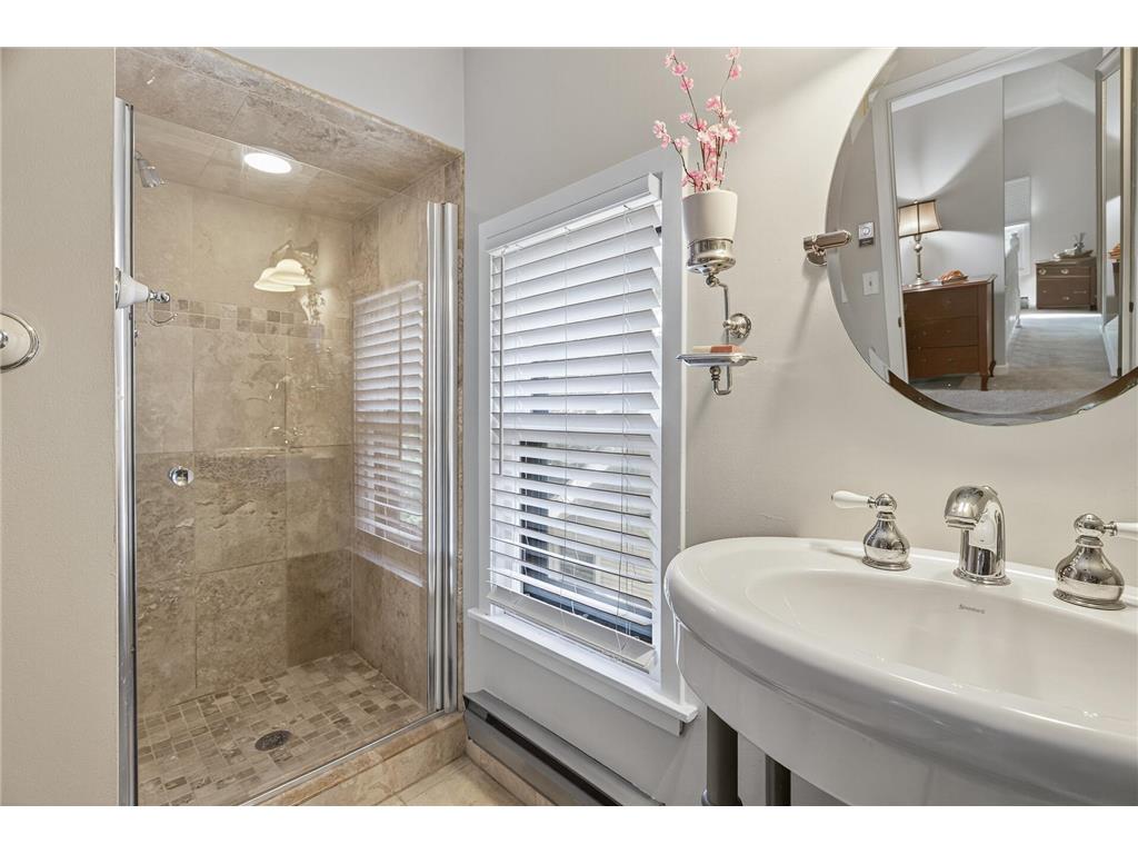 1670 Ashland Avenue Saint Paul MN 55104 6804259 image23