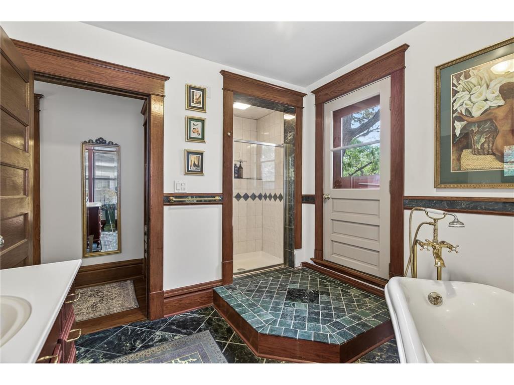 1670 Ashland Avenue Saint Paul MN 55104 6804259 image24