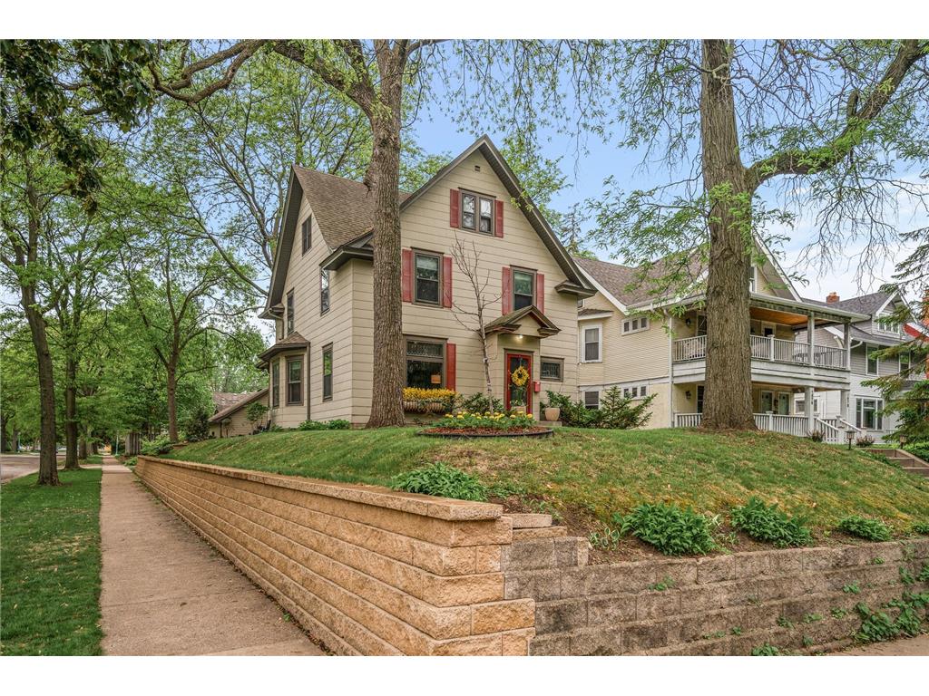 1670 Ashland Avenue Saint Paul MN 55104 6804259 image37