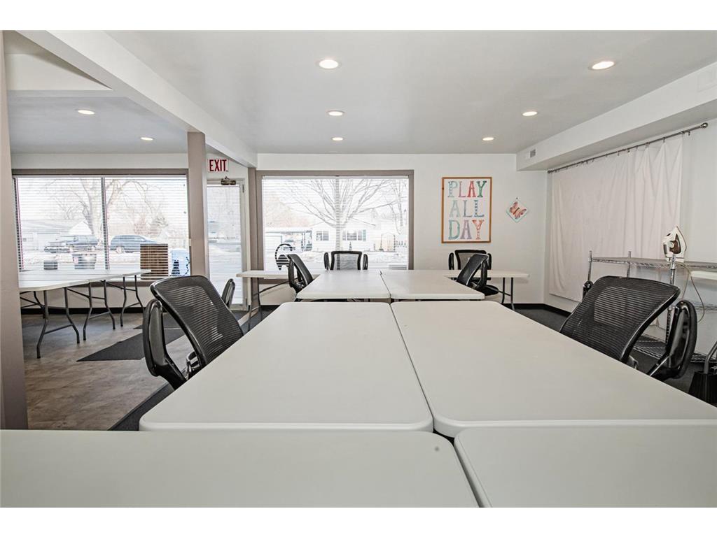 1671 W 5th Street Winona MN 55987 7003707 image17
