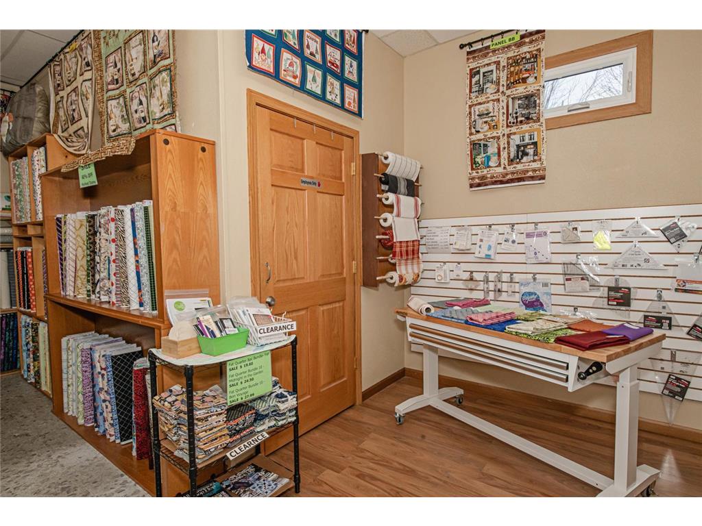1671 W 5th Street Winona MN 55987 7003707 image36