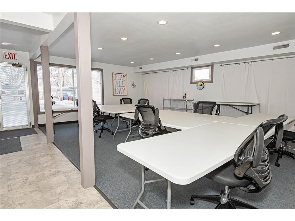 1671 W 5th Street Winona MN 55987 7003707 image8
