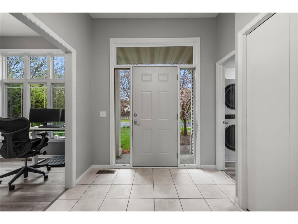 1672 Windsor Drive S Shakopee MN 55379 7063377 image14