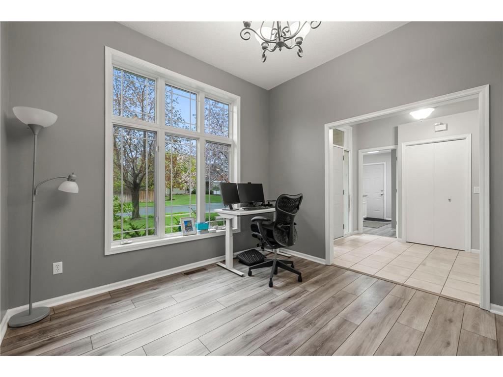 1672 Windsor Drive S Shakopee MN 55379 7063377 image17