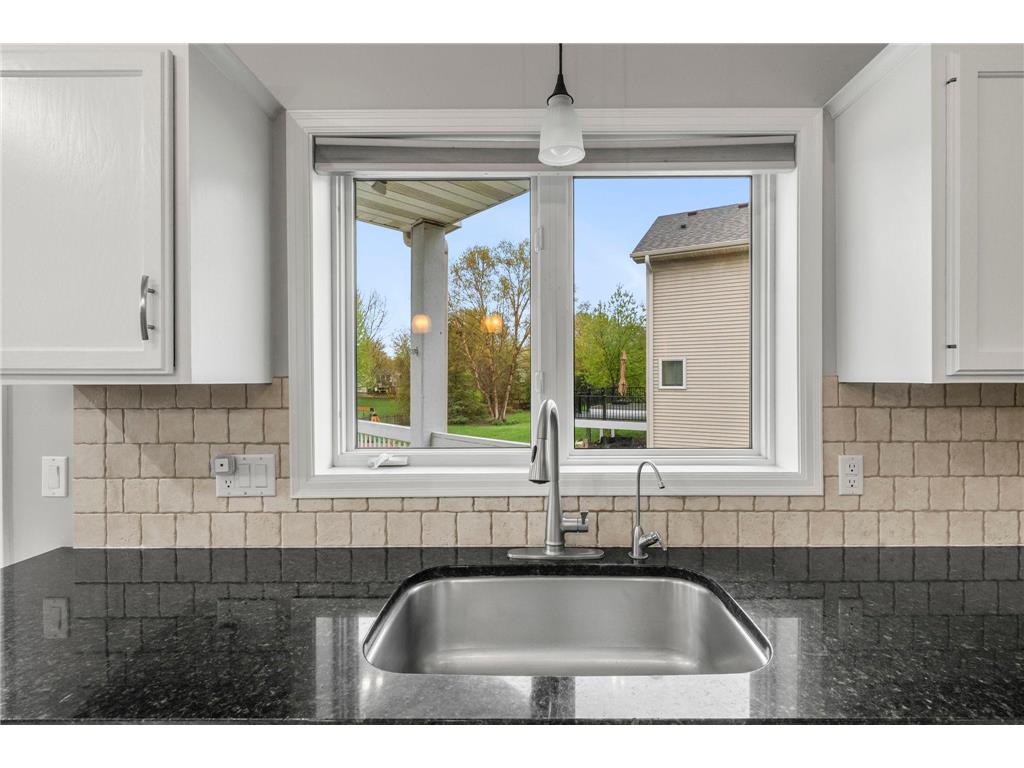 1672 Windsor Drive S Shakopee MN 55379 7063377 image34