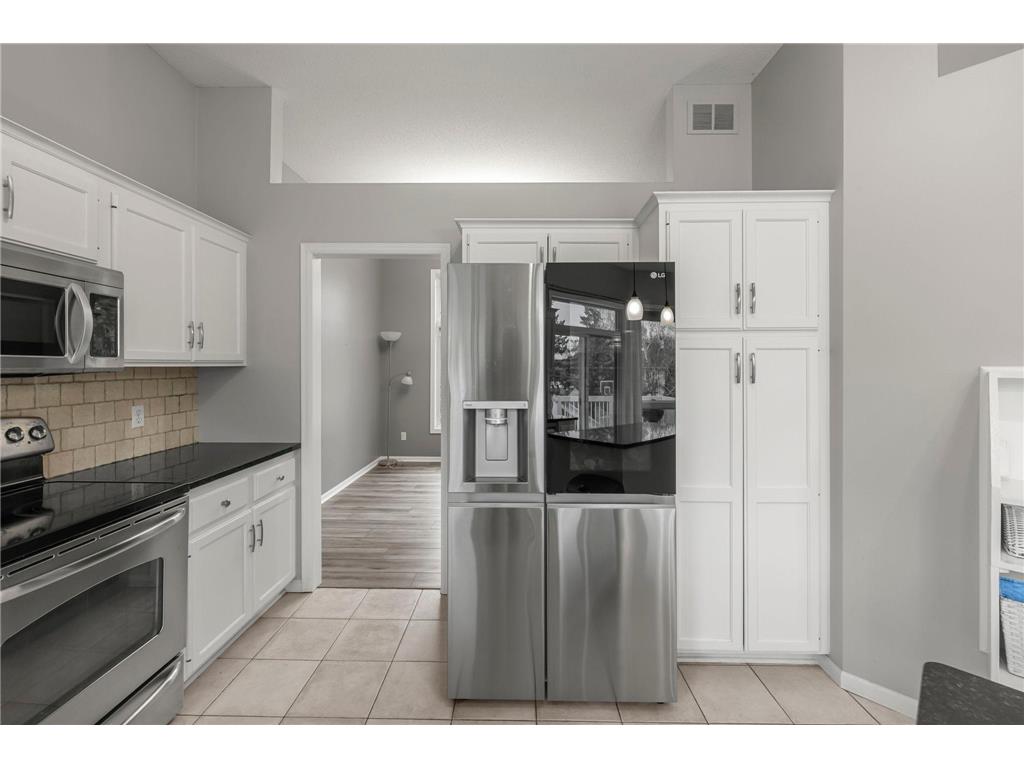 1672 Windsor Drive S Shakopee MN 55379 7063377 image35