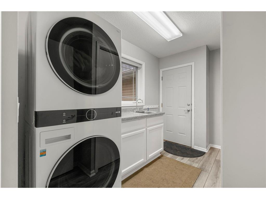 1672 Windsor Drive S Shakopee MN 55379 7063377 image37