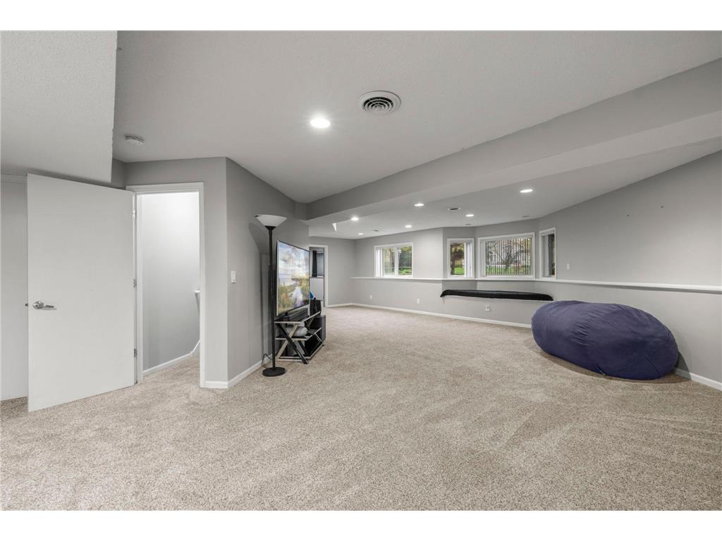1672 Windsor Drive S Shakopee MN 55379 7063377 image56