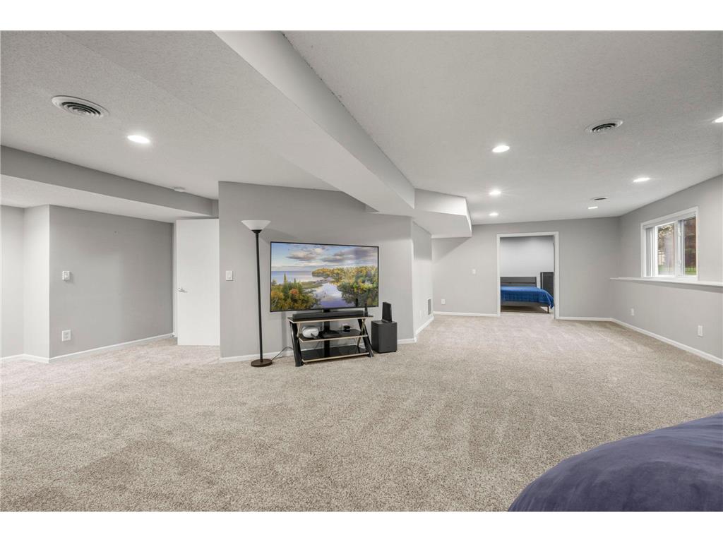 1672 Windsor Drive S Shakopee MN 55379 7063377 image57