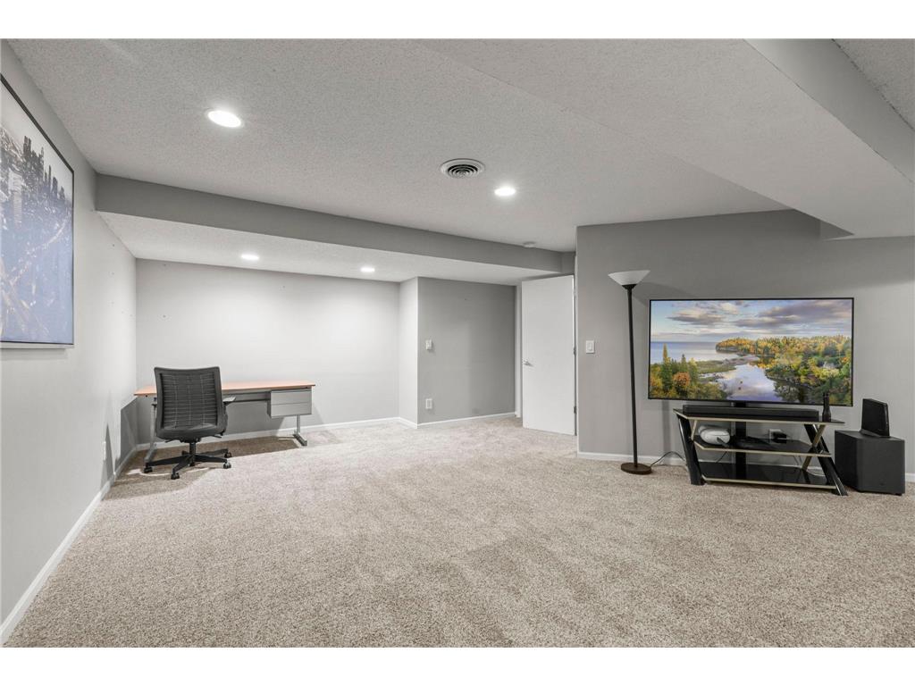 1672 Windsor Drive S Shakopee MN 55379 7063377 image58