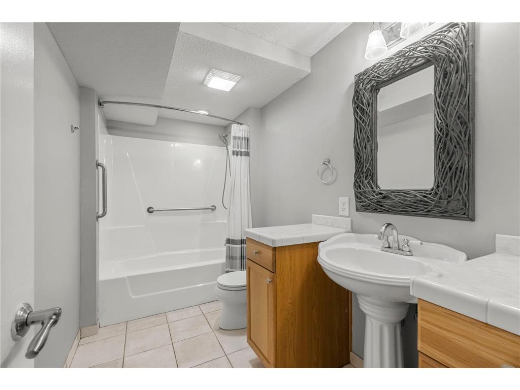1672 Windsor Drive S Shakopee MN 55379 7063377 image66