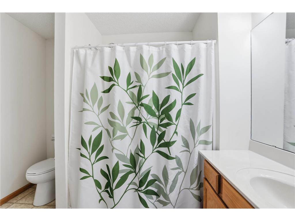 1673 Lexington Lane Shakopee MN 55379 7054055 image16