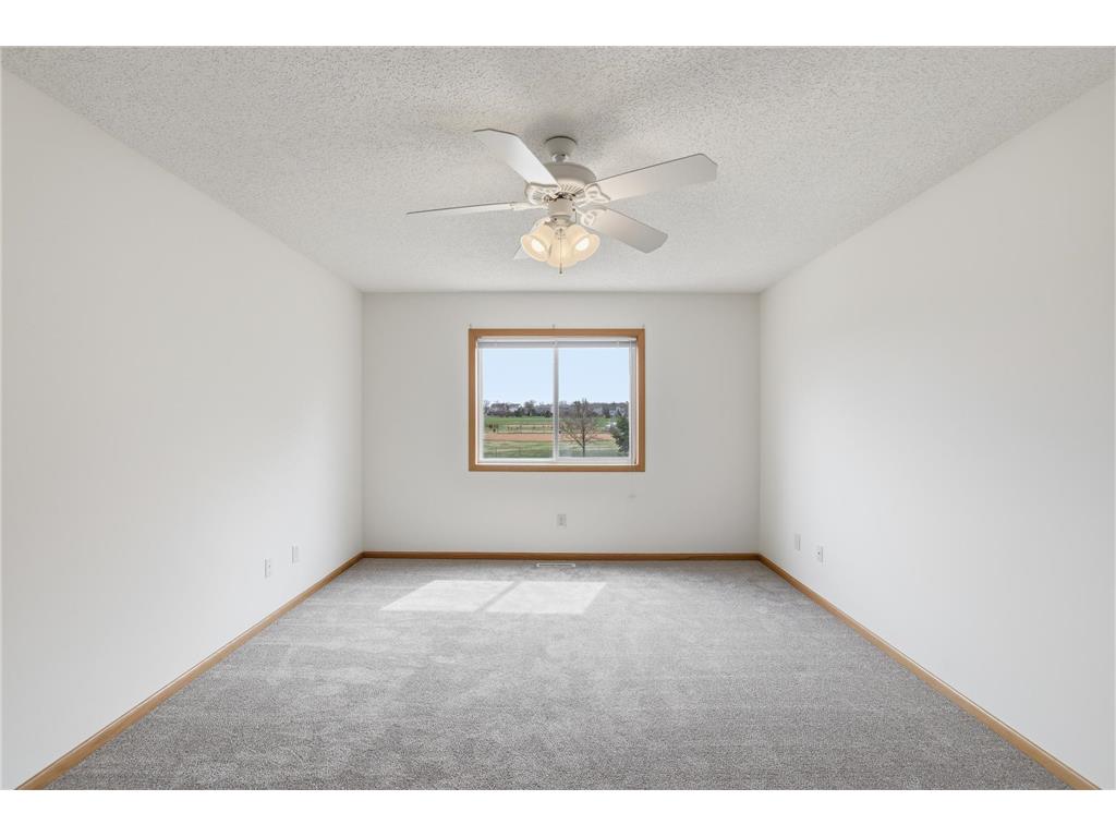 1673 Lexington Lane Shakopee MN 55379 7054055 image17