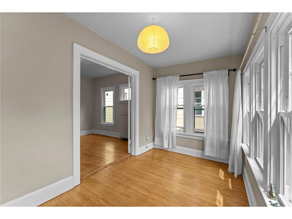1673 Van Buren Avenue Saint Paul MN 55104 7091110 image6