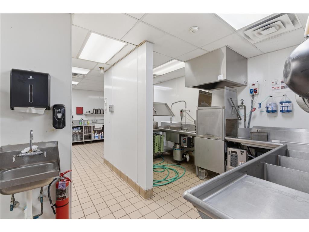 16730 US 2 Bagley MN 56621 7039376 image48