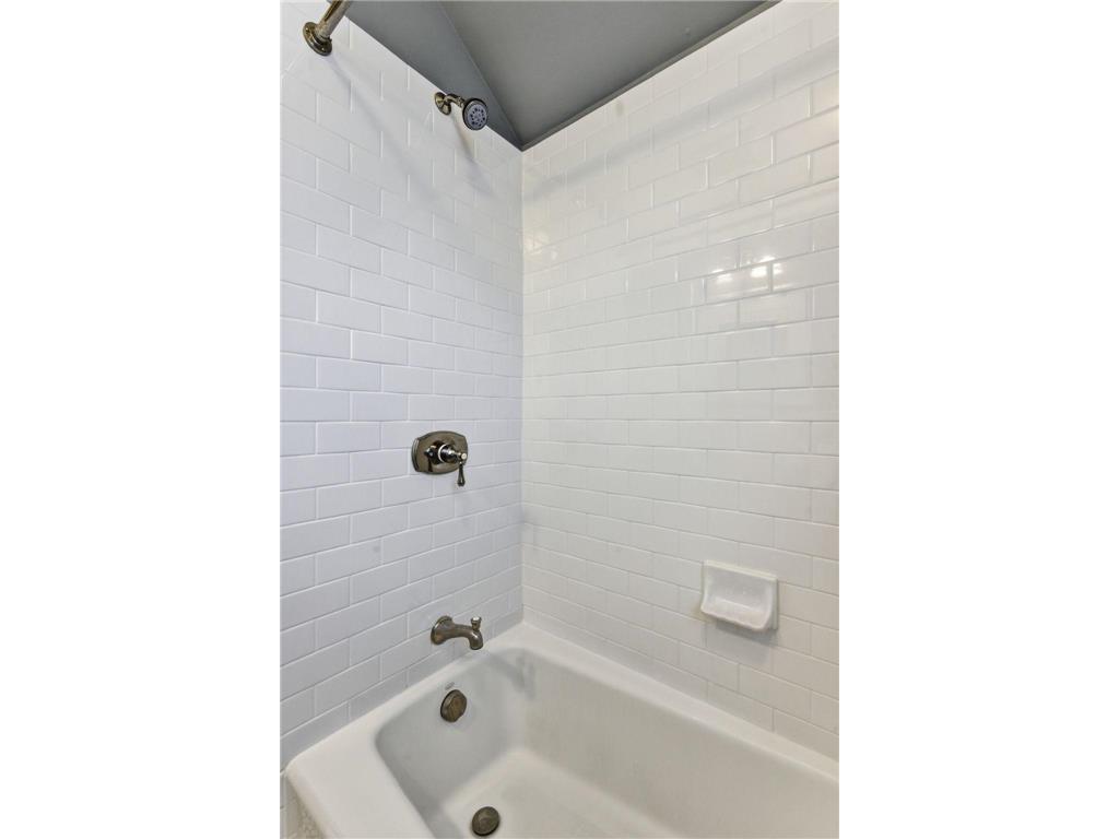 1674 Jefferson Avenue Saint Paul MN 55105 7040348 image19