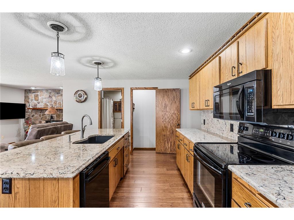 16740 Elmore Trail Faribault MN 55021 - French 7084600 image14