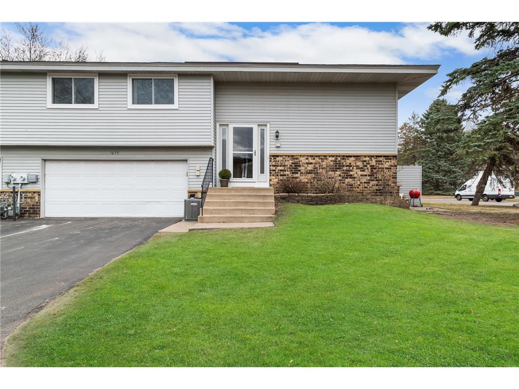 1675 Hickory Hill Drive Eagan MN 55122 6504700 image1