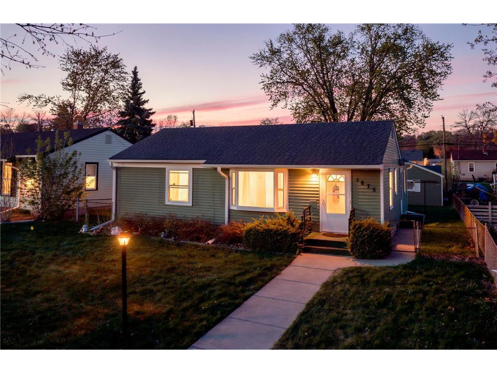 1675 Iowa Avenue E Saint Paul MN 55106 7062732 image1