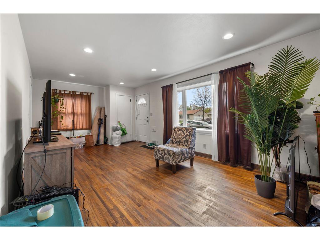 1675 Iowa Avenue E Saint Paul MN 55106 7062732 image11