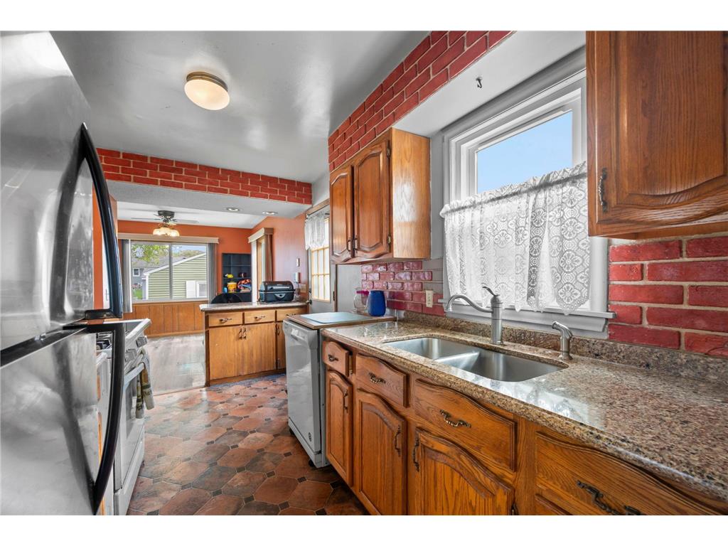 1675 Iowa Avenue E Saint Paul MN 55106 7062732 image13