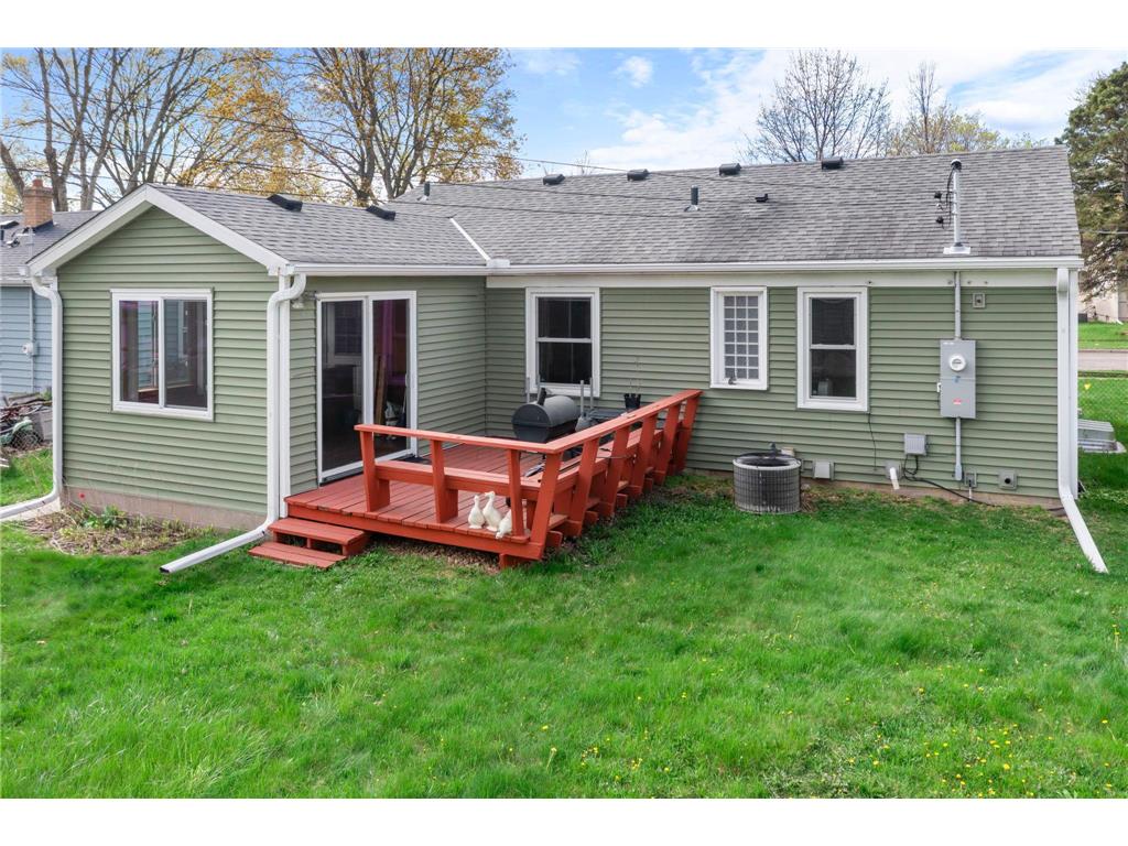1675 Iowa Avenue E Saint Paul MN 55106 7062732 image44
