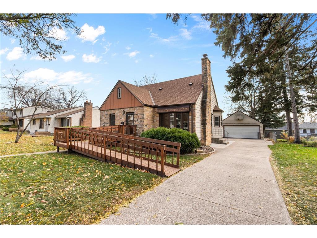 1676 Arlington Avenue E Saint Paul MN 55106 6795443 image1