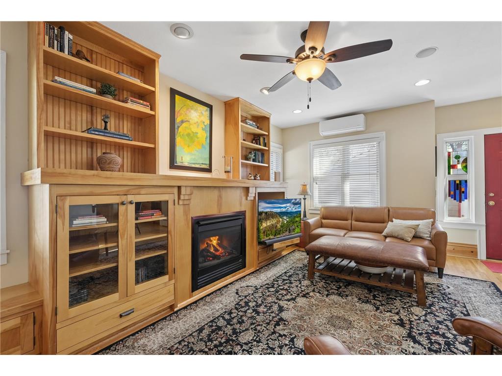 1676 Berkeley Avenue Saint Paul MN 55105 7026335 image13