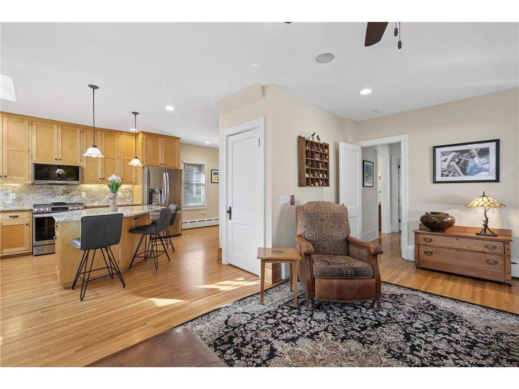 1676 Berkeley Avenue Saint Paul MN 55105 7026335 image14