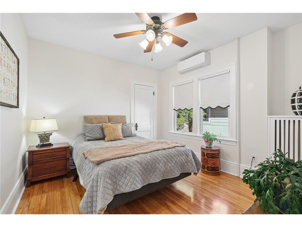 1676 Berkeley Avenue Saint Paul MN 55105 7026335 image15