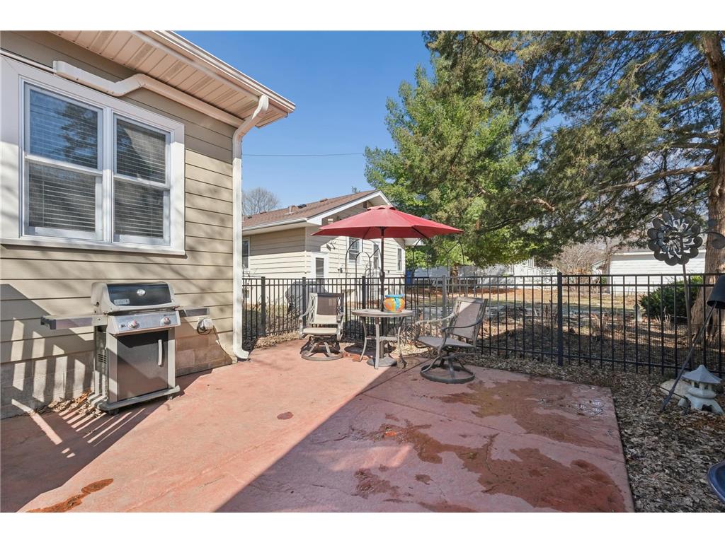 1676 Berkeley Avenue Saint Paul MN 55105 7026335 image27