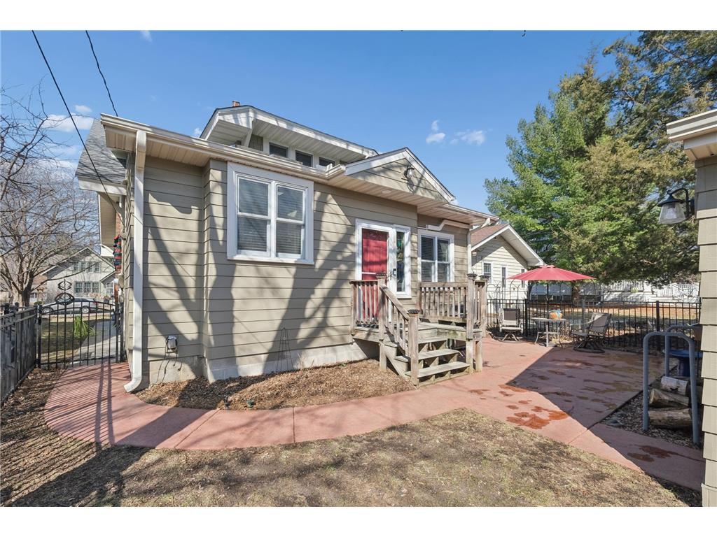 1676 Berkeley Avenue Saint Paul MN 55105 7026335 image28