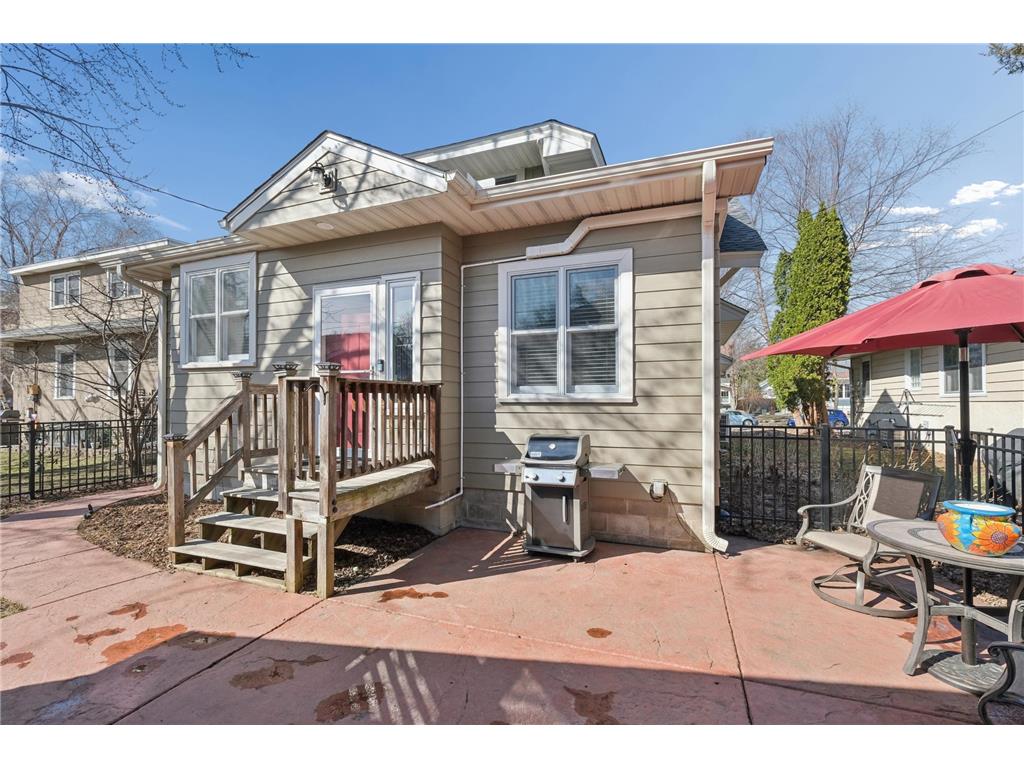 1676 Berkeley Avenue Saint Paul MN 55105 7026335 image29